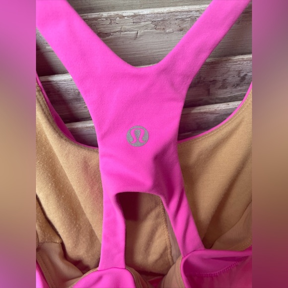 Lululemon Venus Tank Top Shelf Bra Yoga Stretch Racerback Pow Pink Women’s Sz 8. - Picture 3 of 5